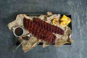 Prøv også Ribs med grillet mais og bbq-saus.