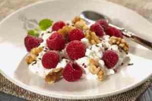 Prøv også Frokostsalat med bringebær og cottage cheese.