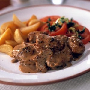 Prøv også Svinefilet i sennepssaus med løk og sopp.