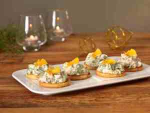 Prøv også Kalkunsalat på crostini.