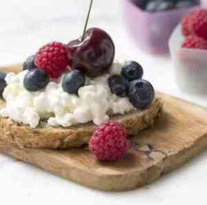 Prøv også Bær og cottage cheese skive.