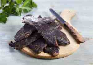 Prøv også Beef Jerky - tørket oksekjøtt.
