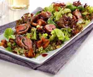 Prøv også Salat med kyllinglever og kantareller.