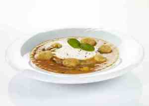 Prøv også Grønnsaksuppe Italia med parmesankrem.