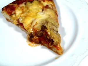 Prøv også Pizza med sopp og kjøttdeig.