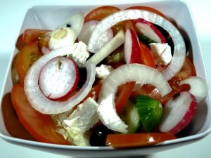 Prøv også Gresk salat (Horatiki Salata).