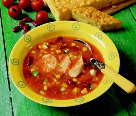 Italiensk kyllingsuppe med polentakaker oppskrift.