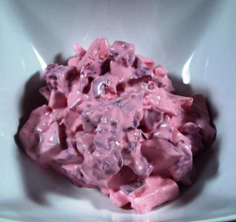 Rødbete salat med epler oppskrift.