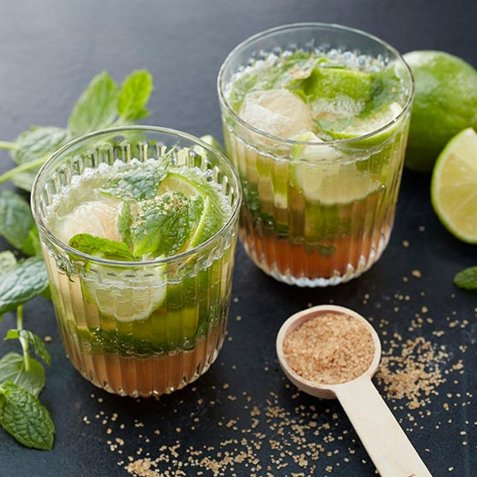 Mojito cocktail oppskrift.