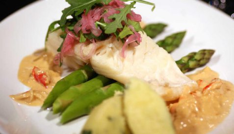 Klippfisk med kongekrabbe oppskrift.
