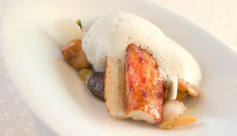Auberginesuppe med kongekrabbe oppskrift.