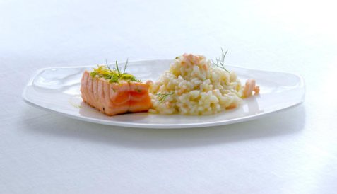 Laks med sitron og risotto oppskrift.