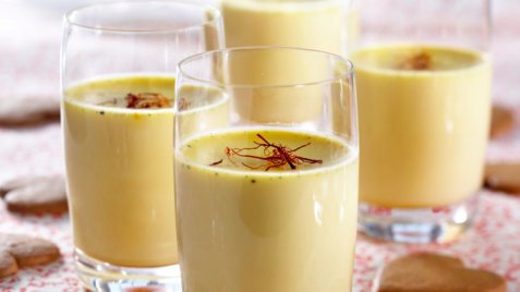 Safranpannacotta oppskrift.