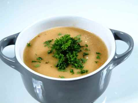 Enkel og god gazpacho oppskrift.