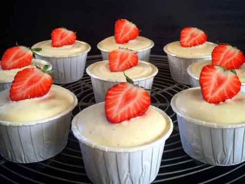 Muffins med ostekrem oppskrift.