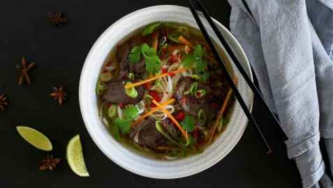 Pho med reinsdyrskav oppskrift.