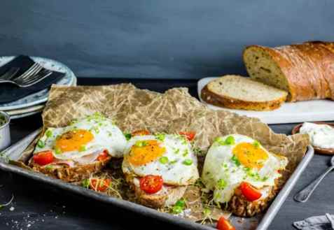 Frokostsmørbrød med speilegg oppskrift.