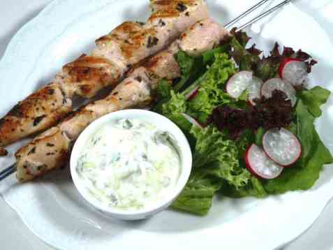 Kylling souvlaki med tzatziki oppskrift.