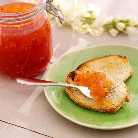 Tomatmarmelade som varmer oppskrift.