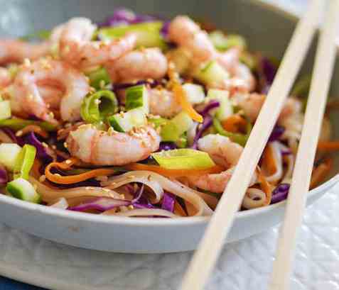 Asiatisk wok med reker oppskrift.