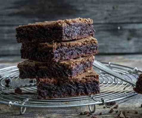 Glutenfrie brownies i langpanne oppskrift.