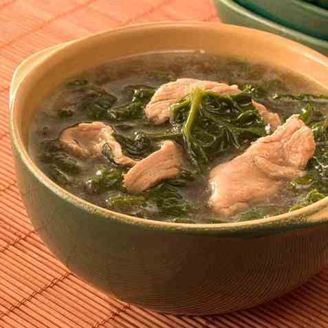 Shikumchiguk, spinatsuppe oppskrift.