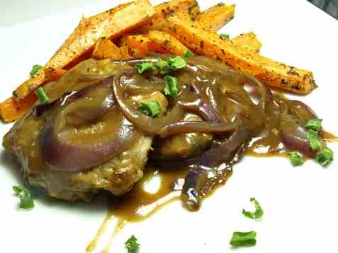 Hjemmelagde burgere med brun saus oppskrift.