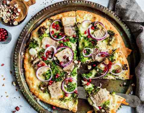 Pizza med ribbe oppskrift.