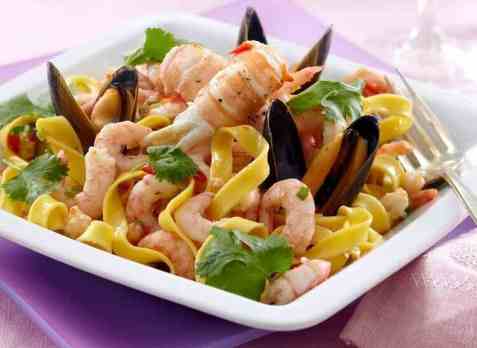 Pasta med skalldyr og chilidressing oppskrift.