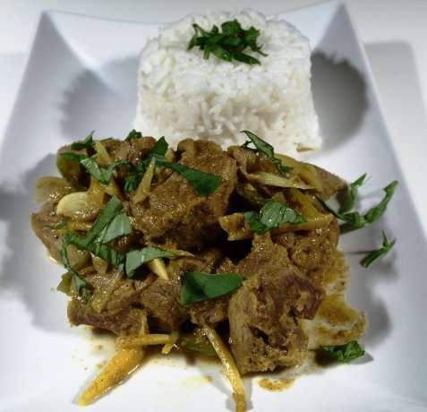 Lam i curry oppskrift.